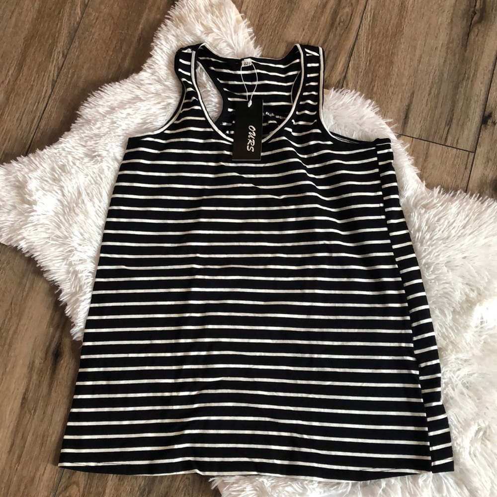 NWT Ours Womens Flowy Loose Fit Racerback Tank Top